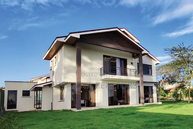 4bdrm Townhouse/Terrace in Junction for sale