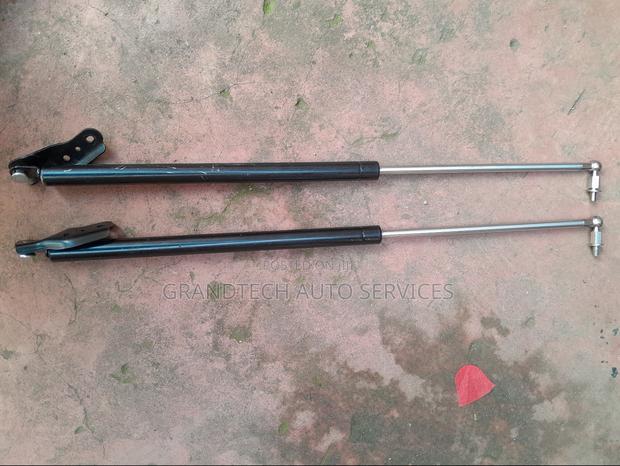 Townace Boot Shocks