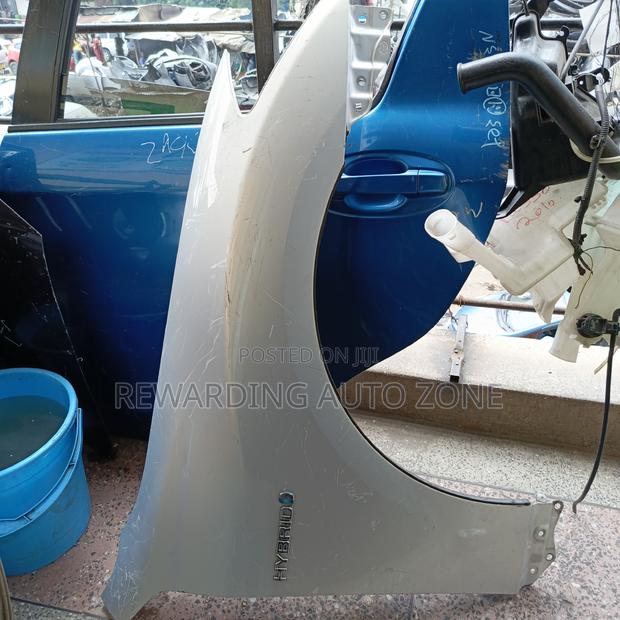 Crown 2012 RHS Fender( Wing ). - thumbnail 2