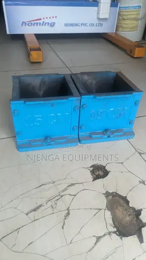 15cm Cube Moulds