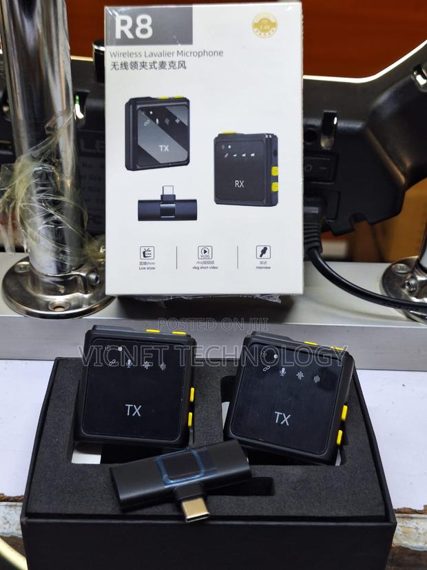 Dual Usb-C/iPhone Wireless Podcast/ Vlog Lavalier Microphone - main view