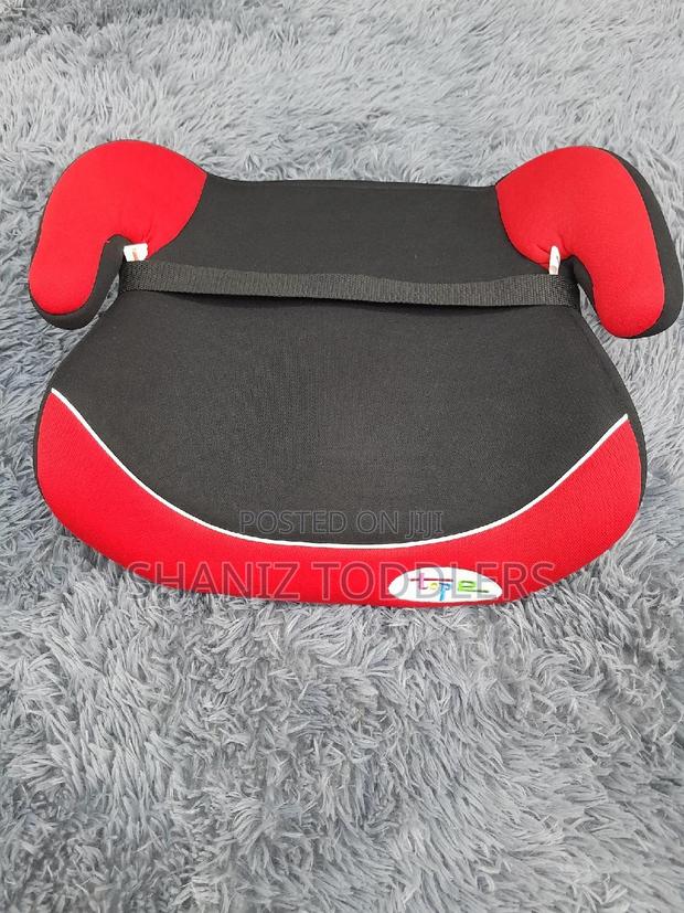 Booster Seat * Booster Seat - main view