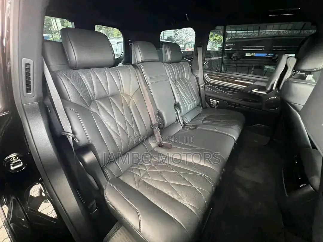 Lexus LX 570 AWD 2017 Black