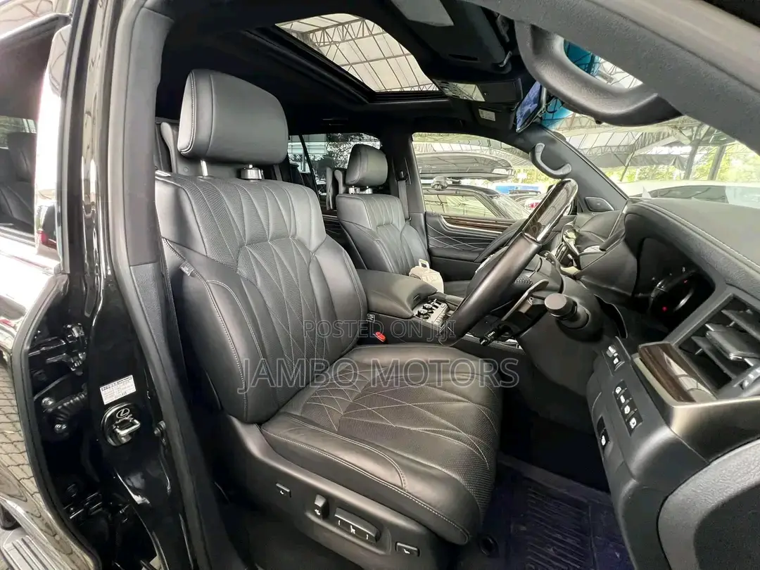 Lexus LX 570 AWD 2017 Black