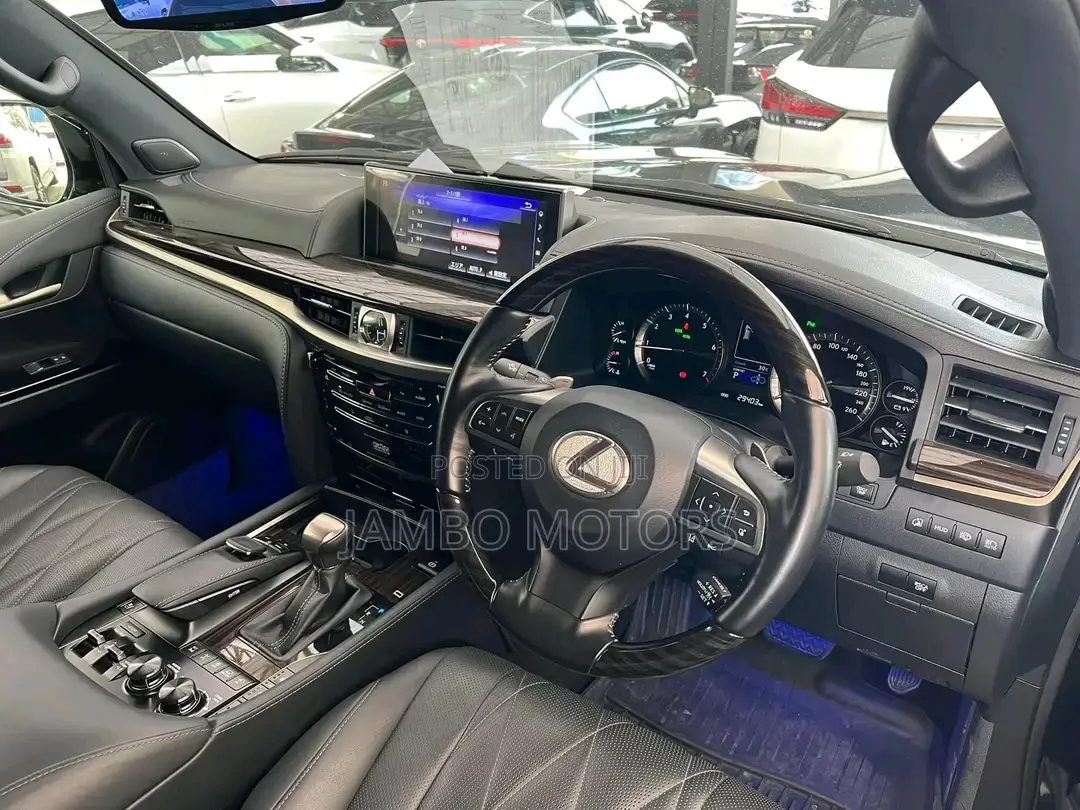 Lexus LX 570 AWD 2017 Black