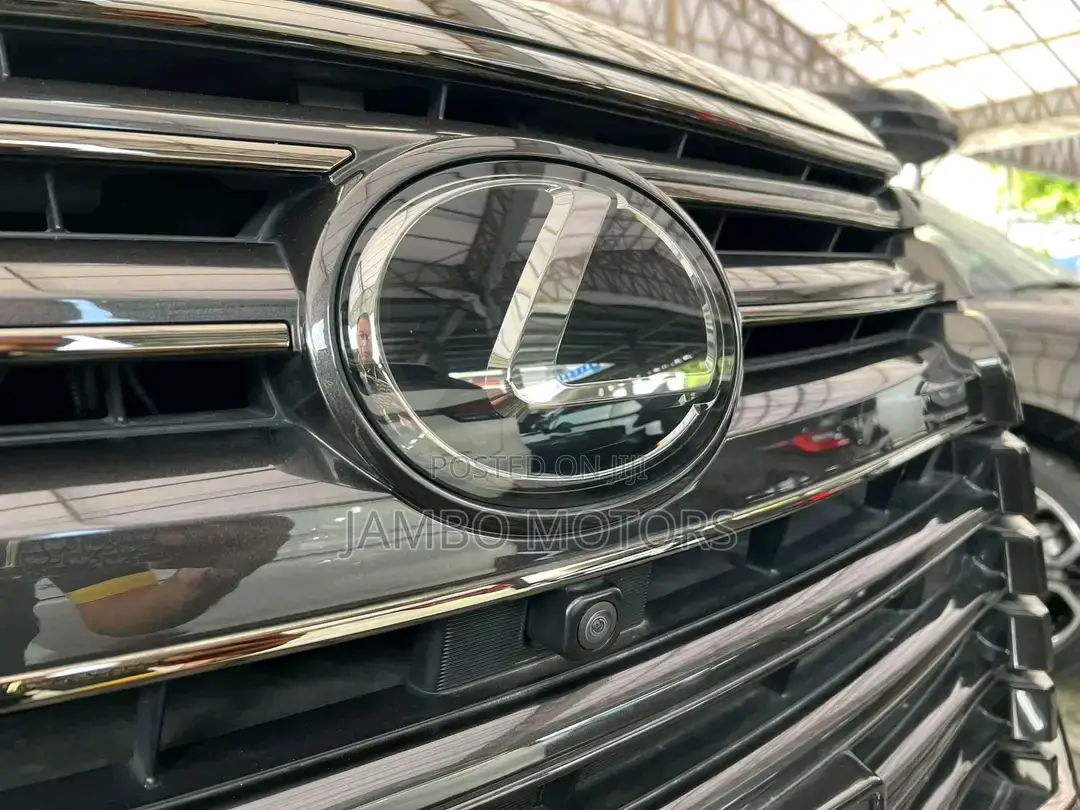 Lexus LX 570 AWD 2017 Black