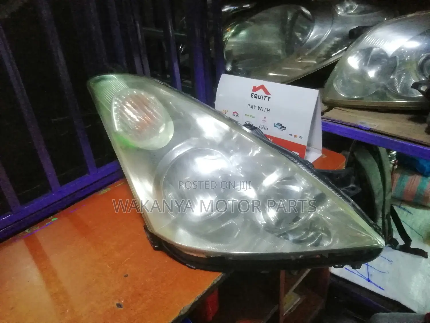 Toyota Wish 2002/03/04 Non Xenon Head Lamp, Clean Ex Japan