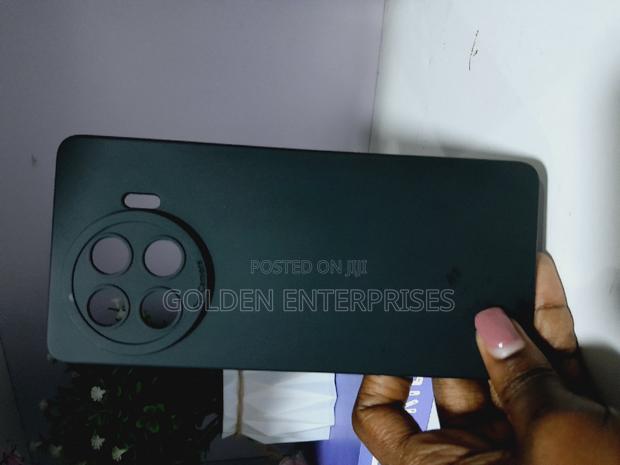 Tecno Spark 20pro+ Back Cover - main view