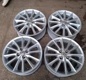 Ex Japan 16 Inch Toyota Filder, Axio, Ractic Rims Set