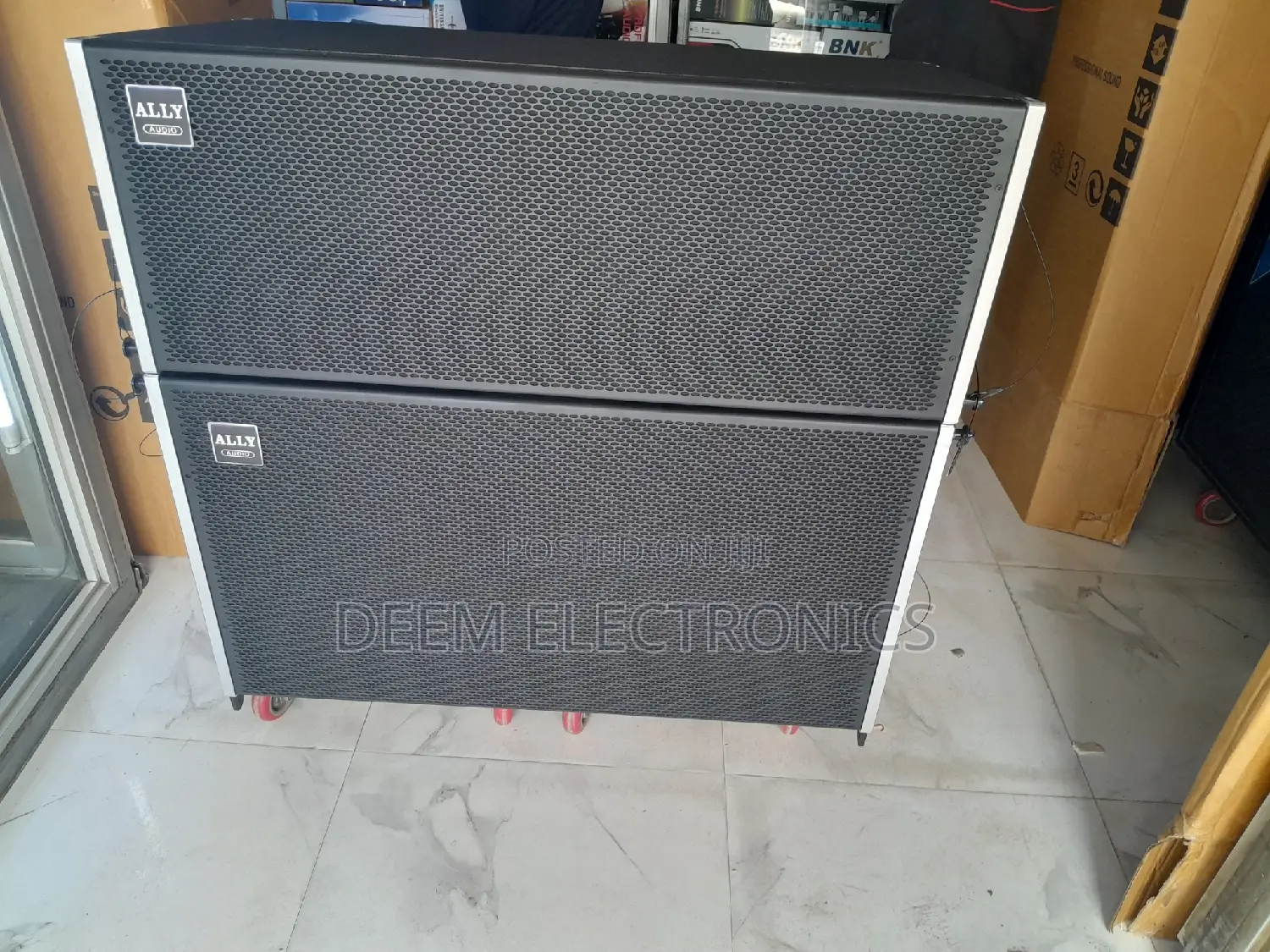 Line Arry Speaker