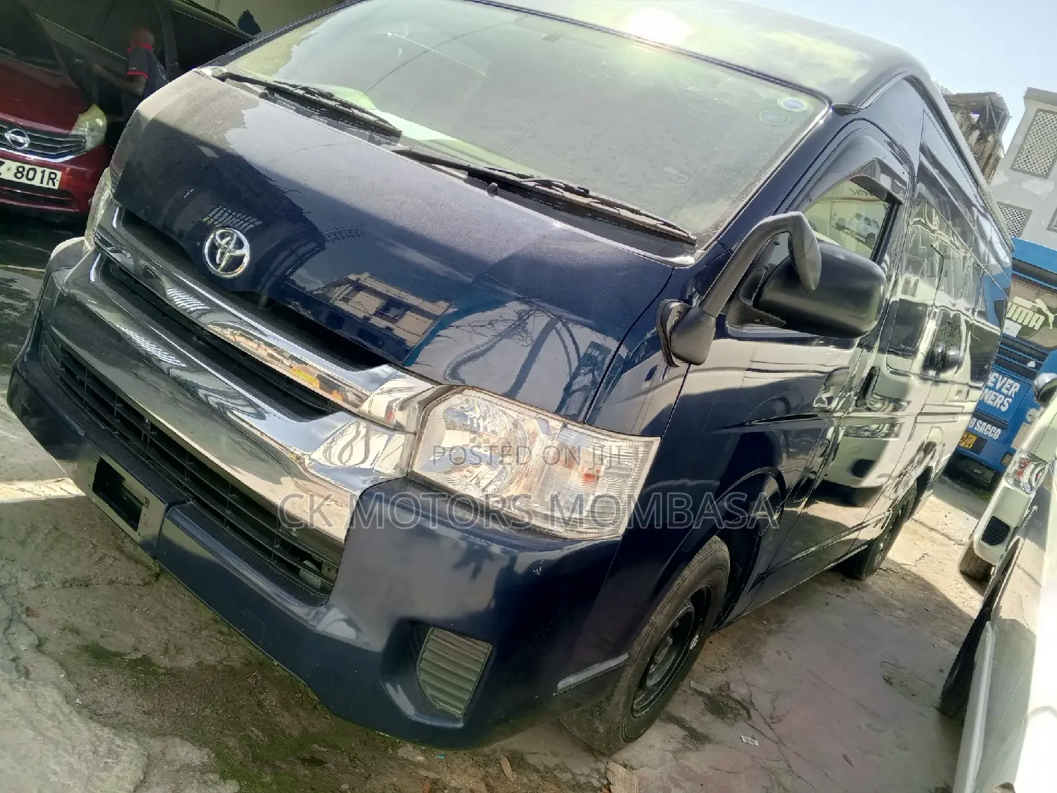 Toyota Grand HiAce 2016 Blue