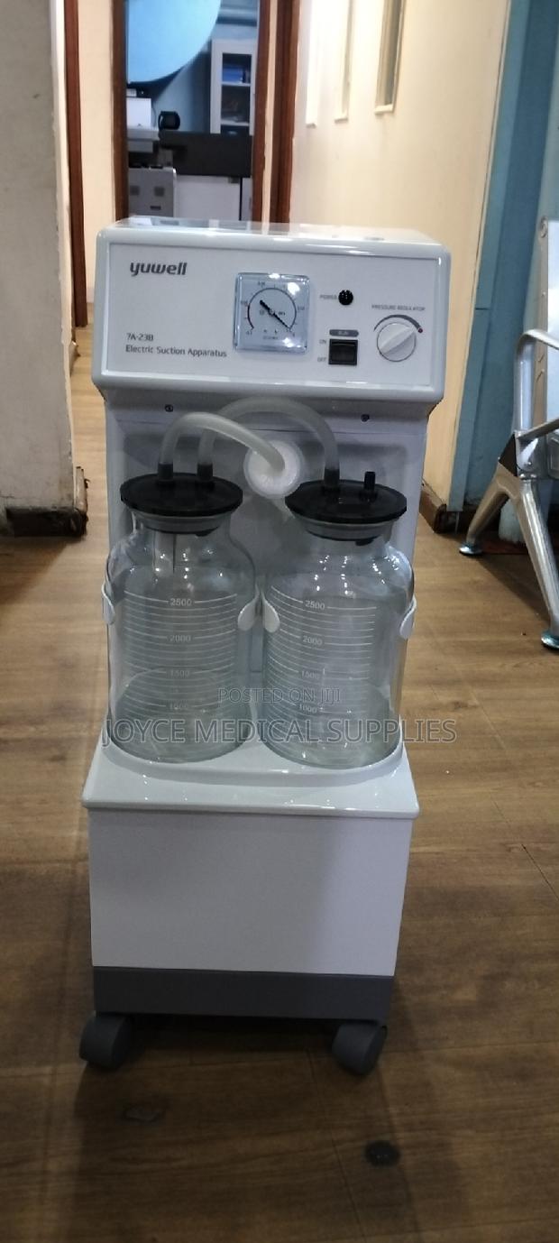 Heavy Duty Yuwell Dual Bottle Suction Machine - thumbnail 3