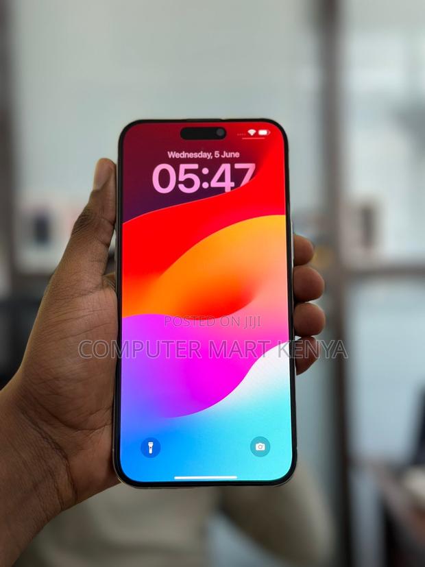 Apple iPhone 15 Pro Max 512 GB White - main view