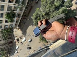 Apple Watch SE 41MM - main view