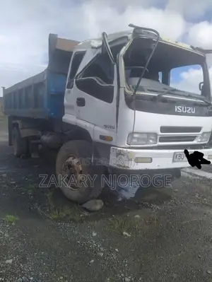 Isuzu Forward 14 Tonnes 2006 White for Sale