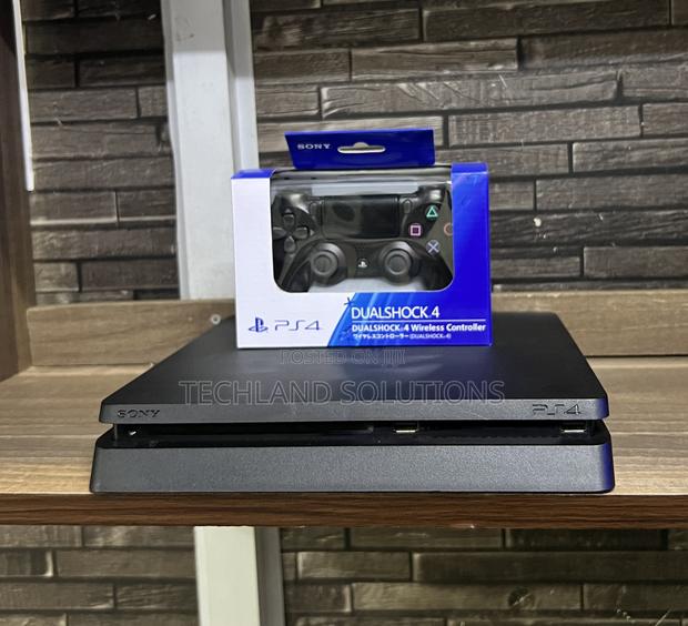 Ps4 Slim With10 Games