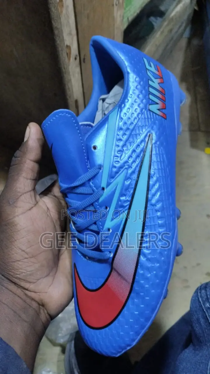 Kids Nike Football Boots/Nike Soccer Boots