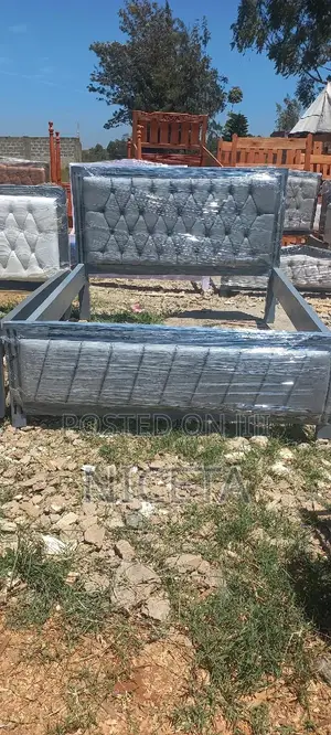 5by6 Mocket Bed