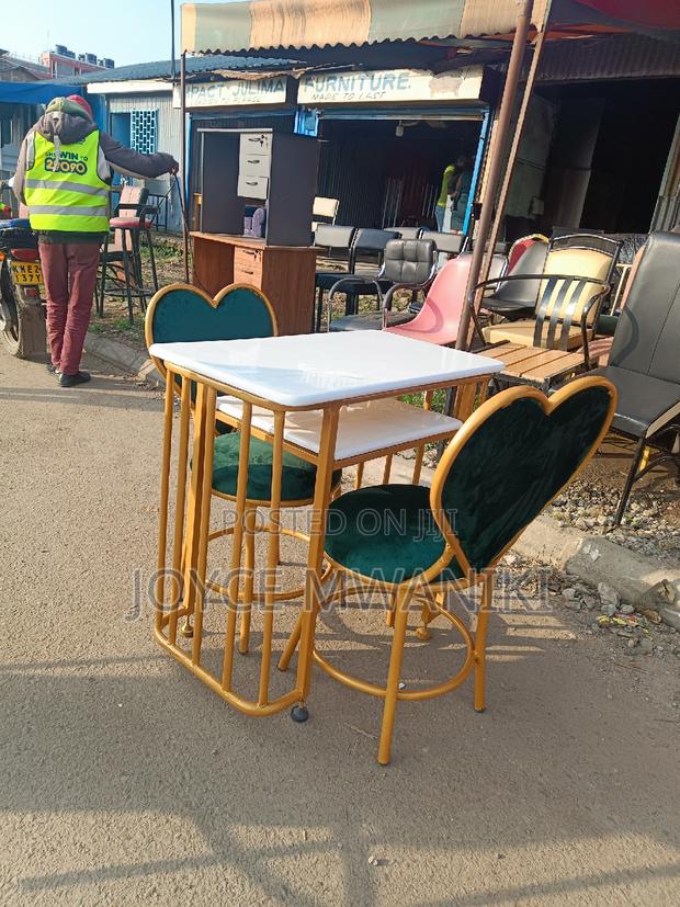 Manicure Set, Marble Table and 2 Love Seats - thumbnail 3