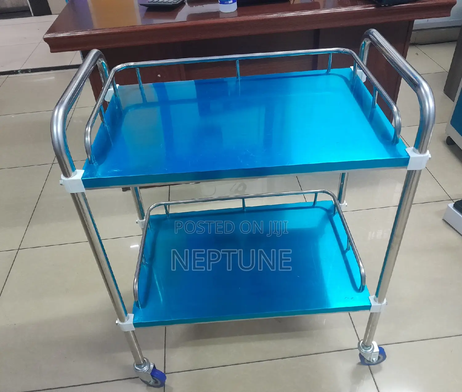 Medicine Trolley/Instrument Trolley.