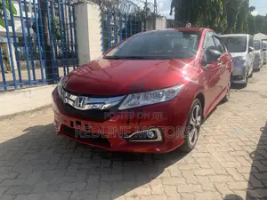 Honda Grace 1.5 Petrol FWD 2016 Red