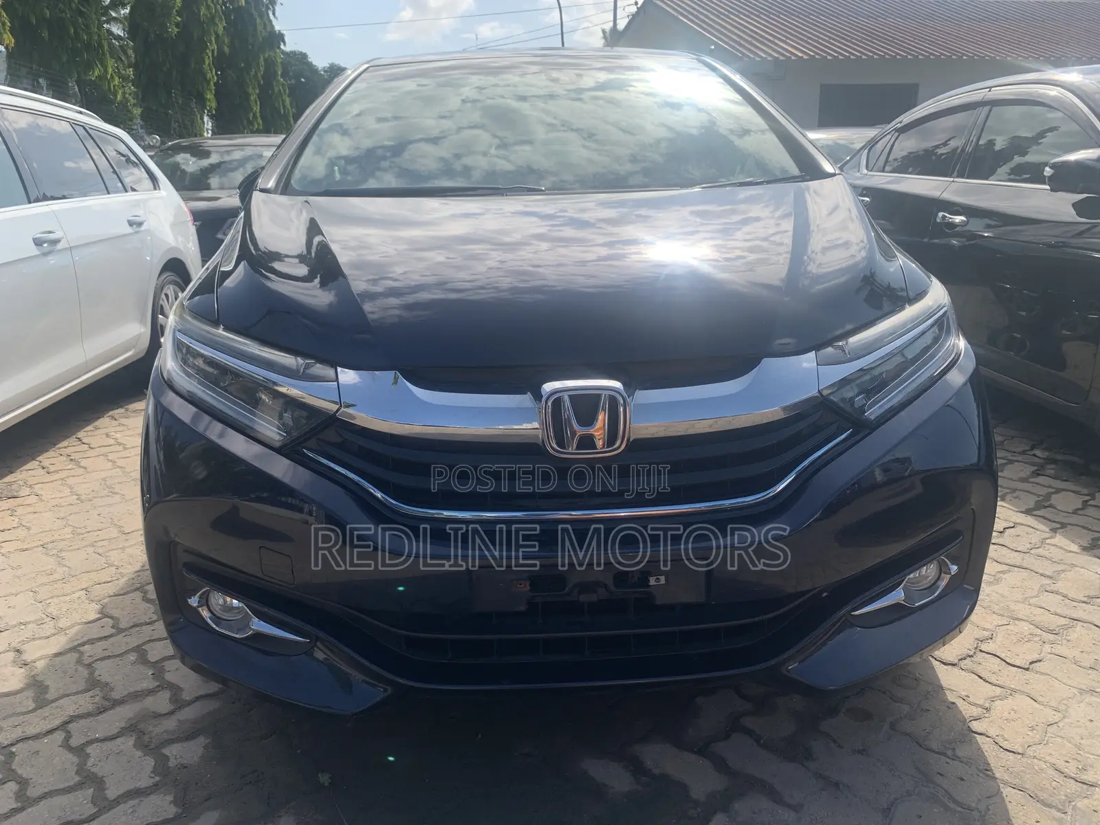 Honda Shuttle 1.5 Hybrid 2WD 2017 Blue