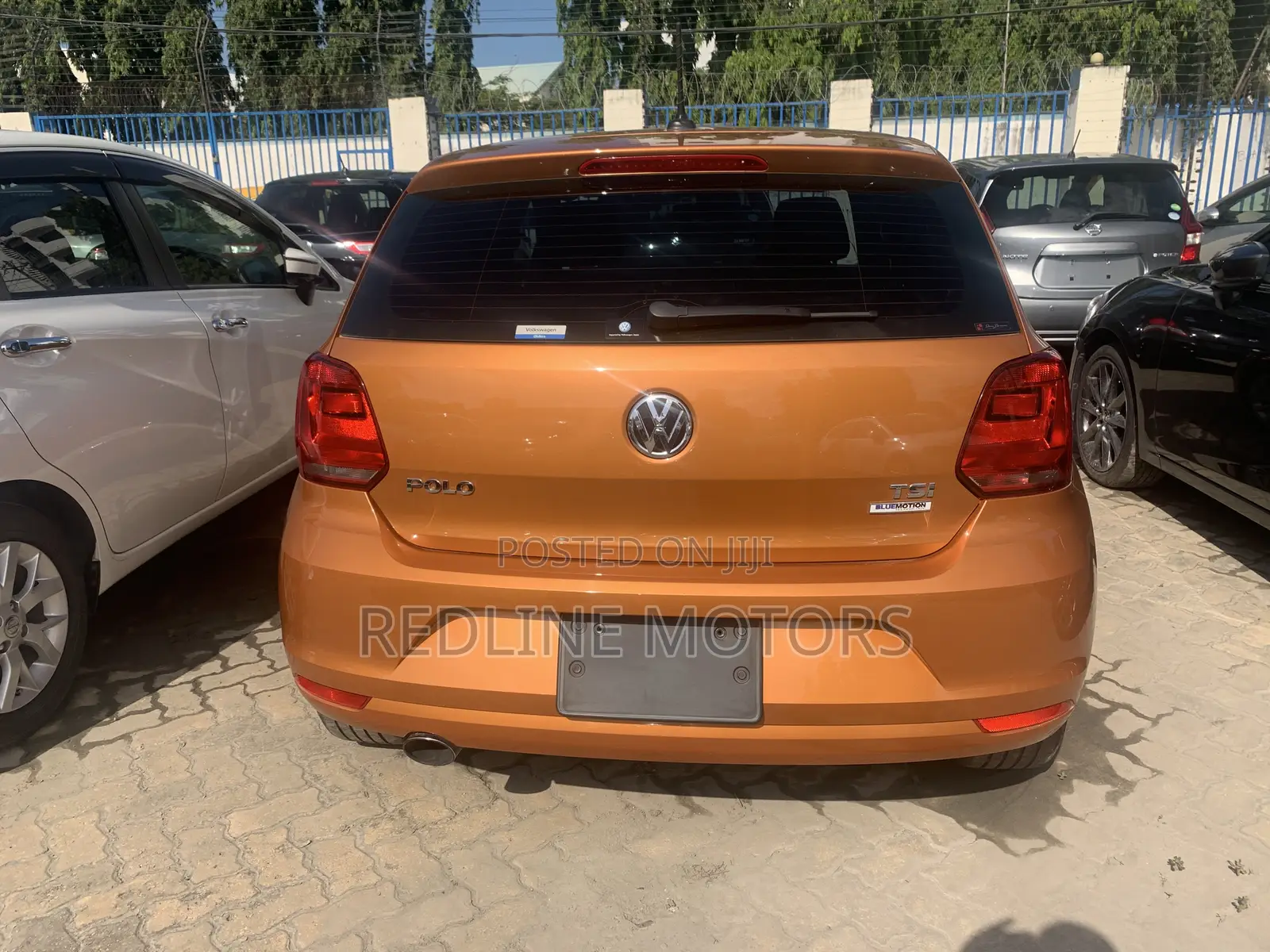 Volkswagen Polo 2017 Orange