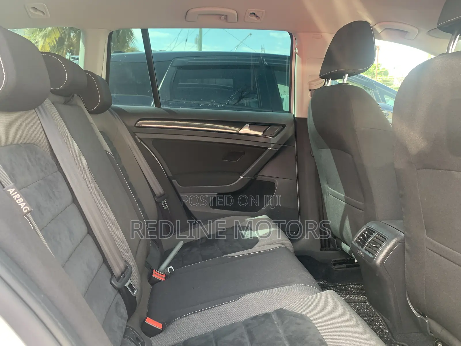 Volkswagen Golf Variant 2016 Off white