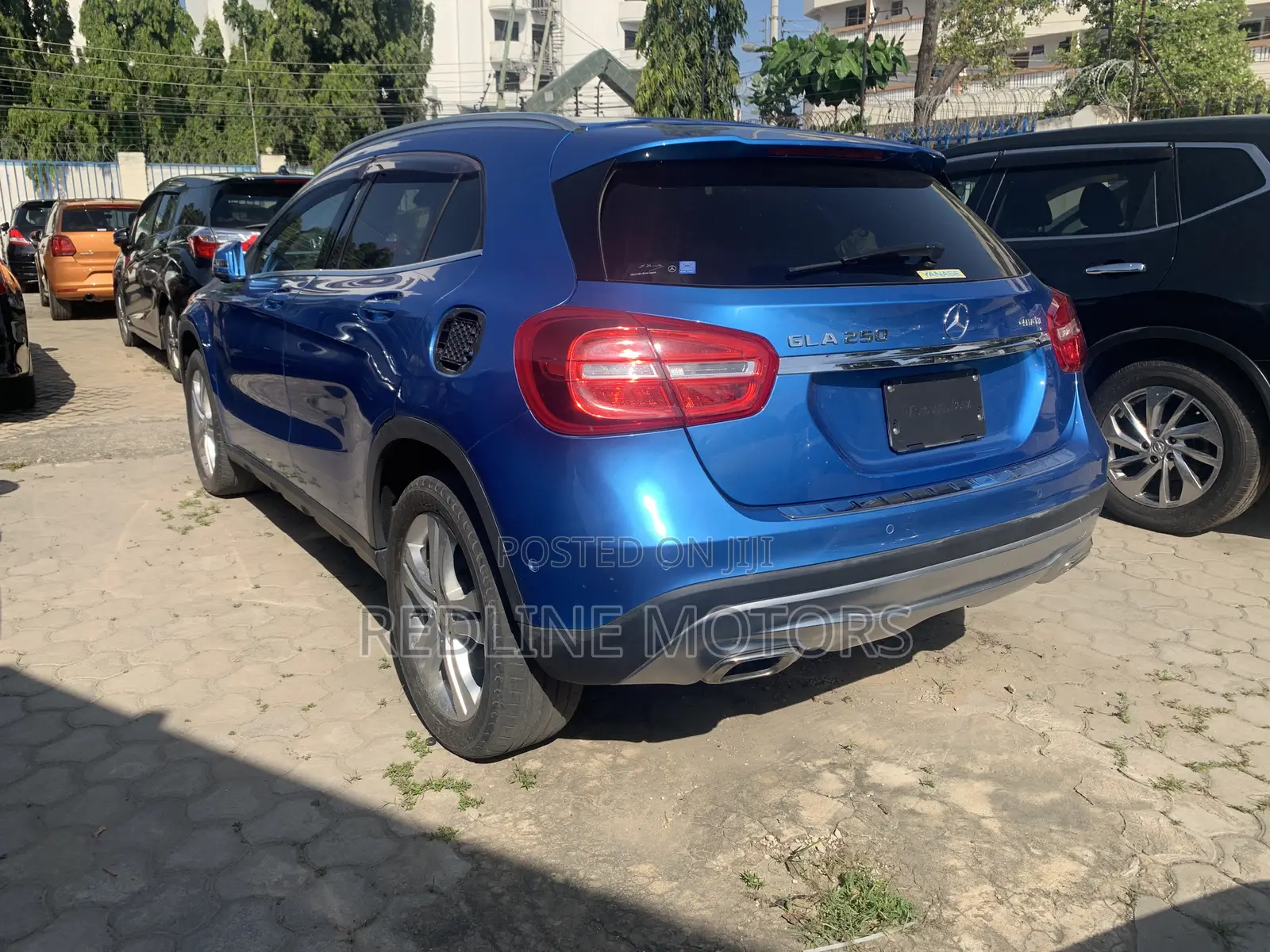 Mercedes-Benz GLA 250 2017 Blue