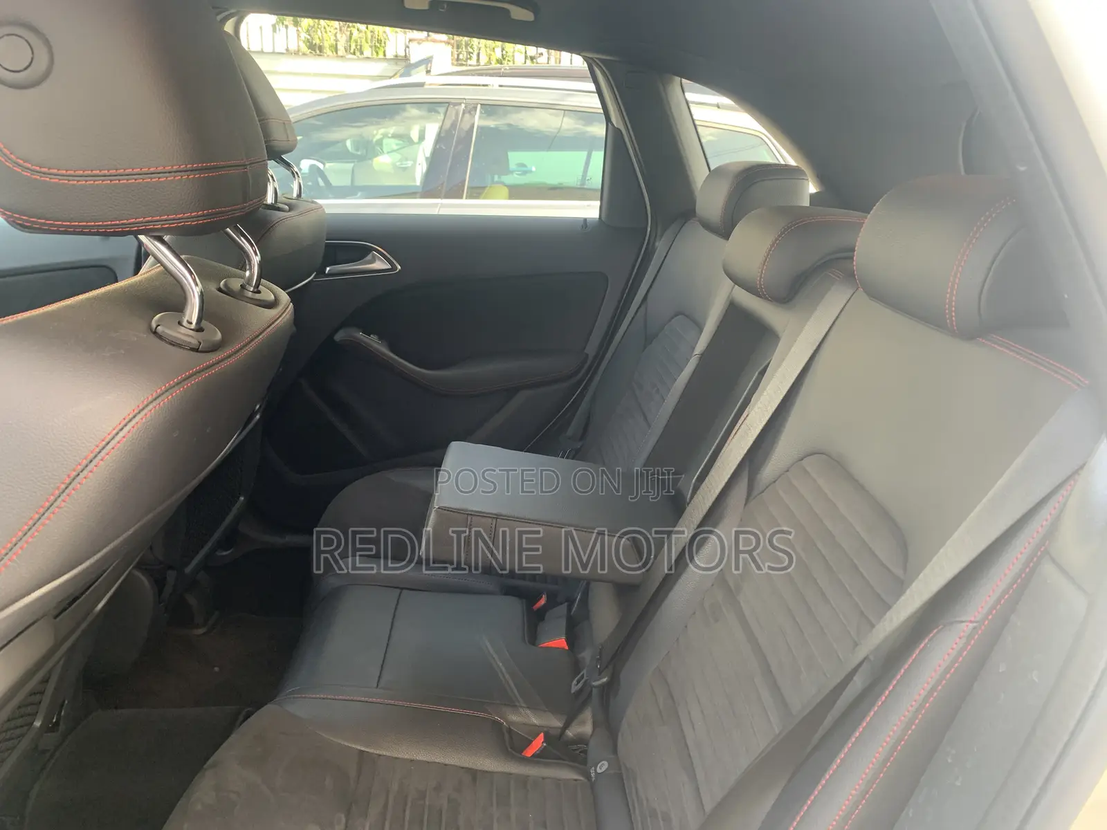 Mercedes-Benz B-Class Base B 250e 2017 Pearl