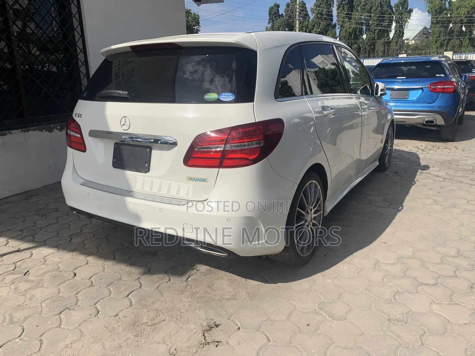 Mercedes-Benz B-Class Base B 250e 2017 Pearl