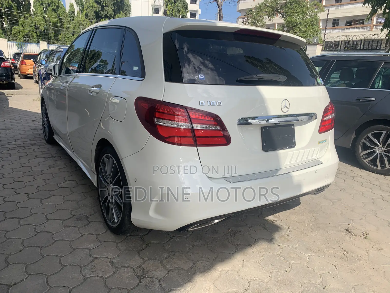 Mercedes-Benz B-Class Base B 250e 2017 Pearl