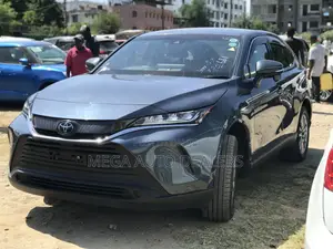 Toyota Harrier 2018 Blue