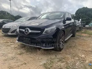 Mercedes-Benz GLE-Class GLE 350d 4MATIC 2017 Blue