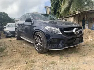 Mercedes-Benz GLE-Class GLE 350d 4MATIC 2017 Blue