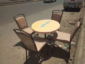 Low Restaraunt Chairs
