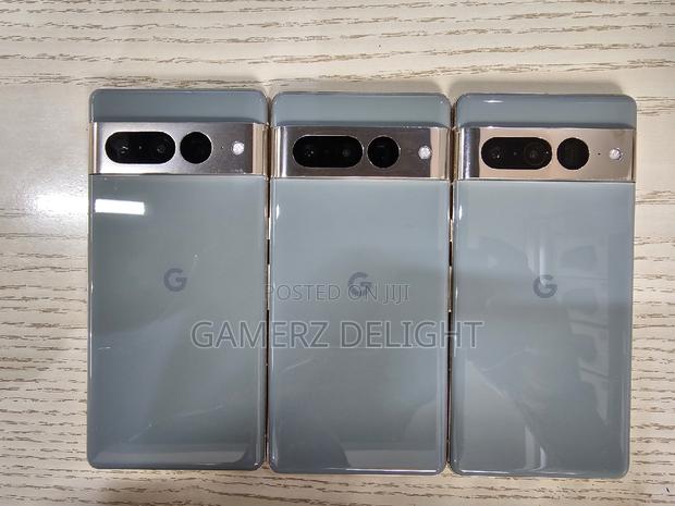 Google Pixel 7 Pro 128 GB Gray - main view