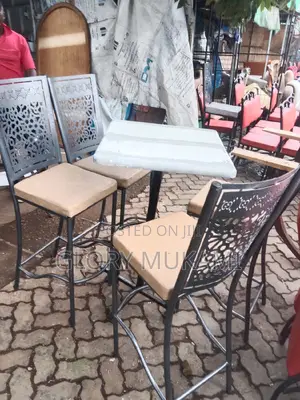 Restaraunt N Bar High Table N Chair