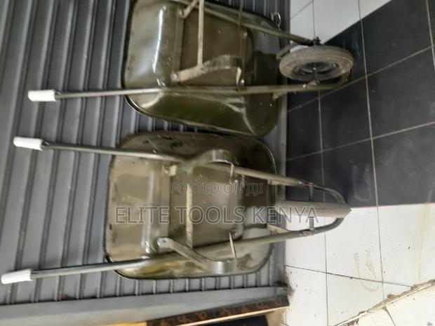 Wheelbarrow - main view