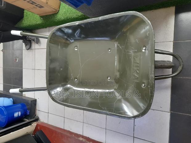 Wheelbarrow