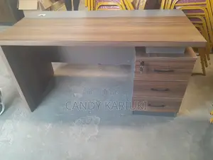 Modern 1.4m Office Desk