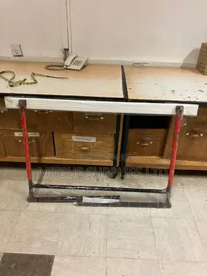 Adjustable Athletics Hurdle Aluminium ( Low 5 Inch,High 28)