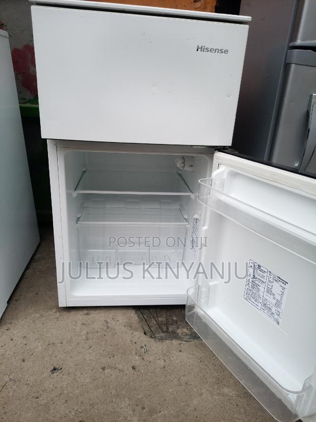 Table Top Fridge - thumbnail 3