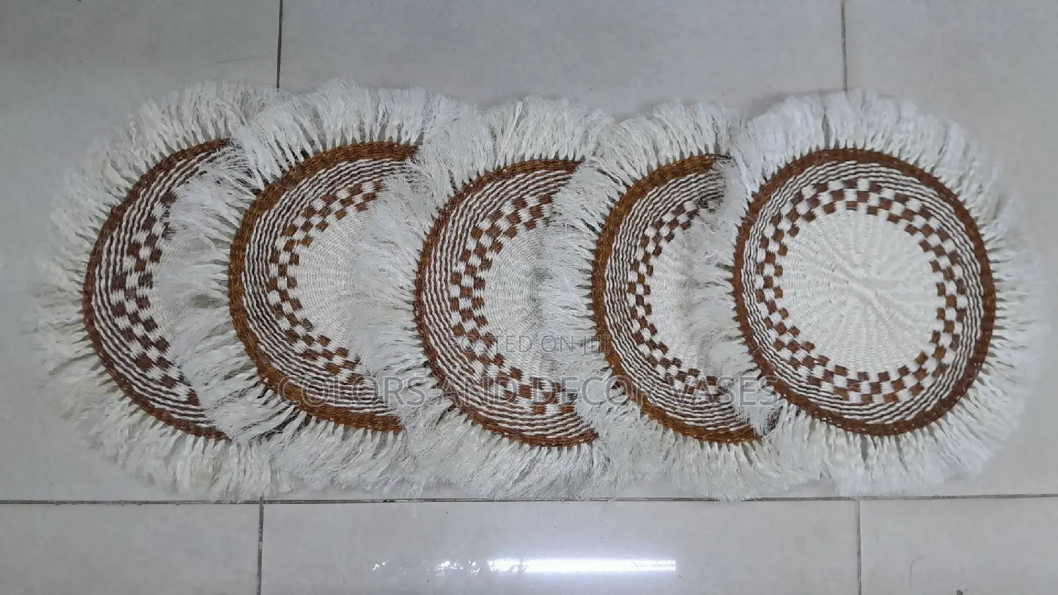Table Mats Brown White