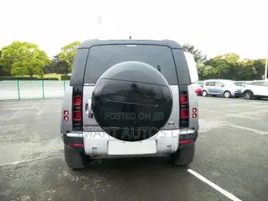 Land Rover Defender 2020