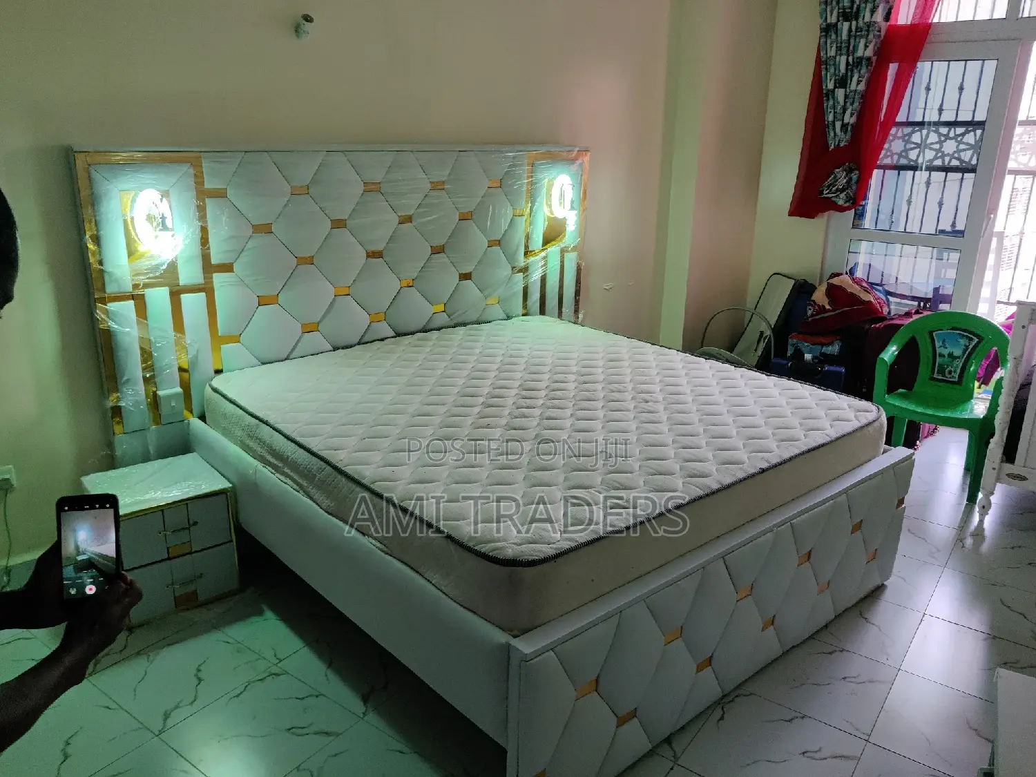 Luxury Chester Bed With Lights