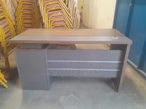 Modern 1.4m Office Desk