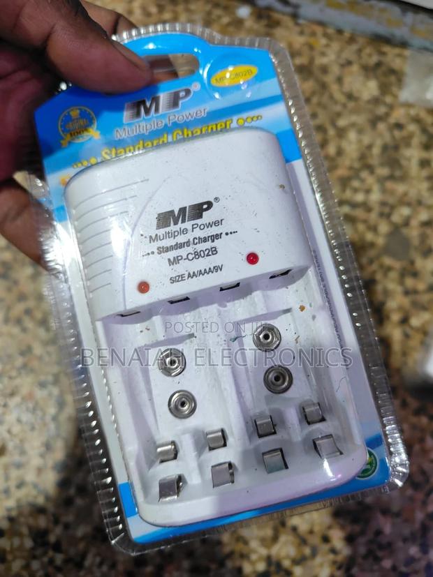 Mp Battery Charger.AC 100 240 v 9v