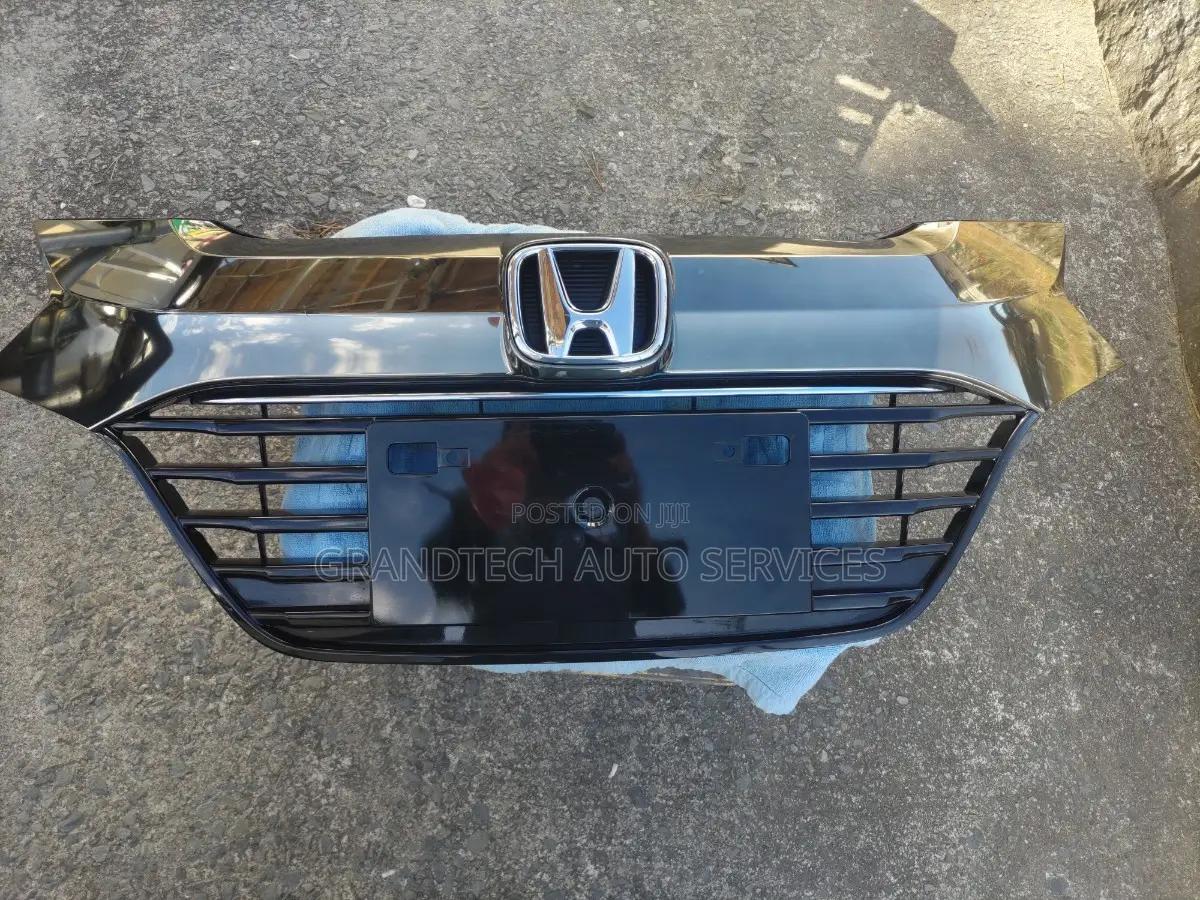 Honda Vezel Front Grill