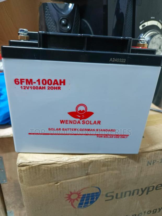 Wenda 100ah 12V Solar Battery - main view